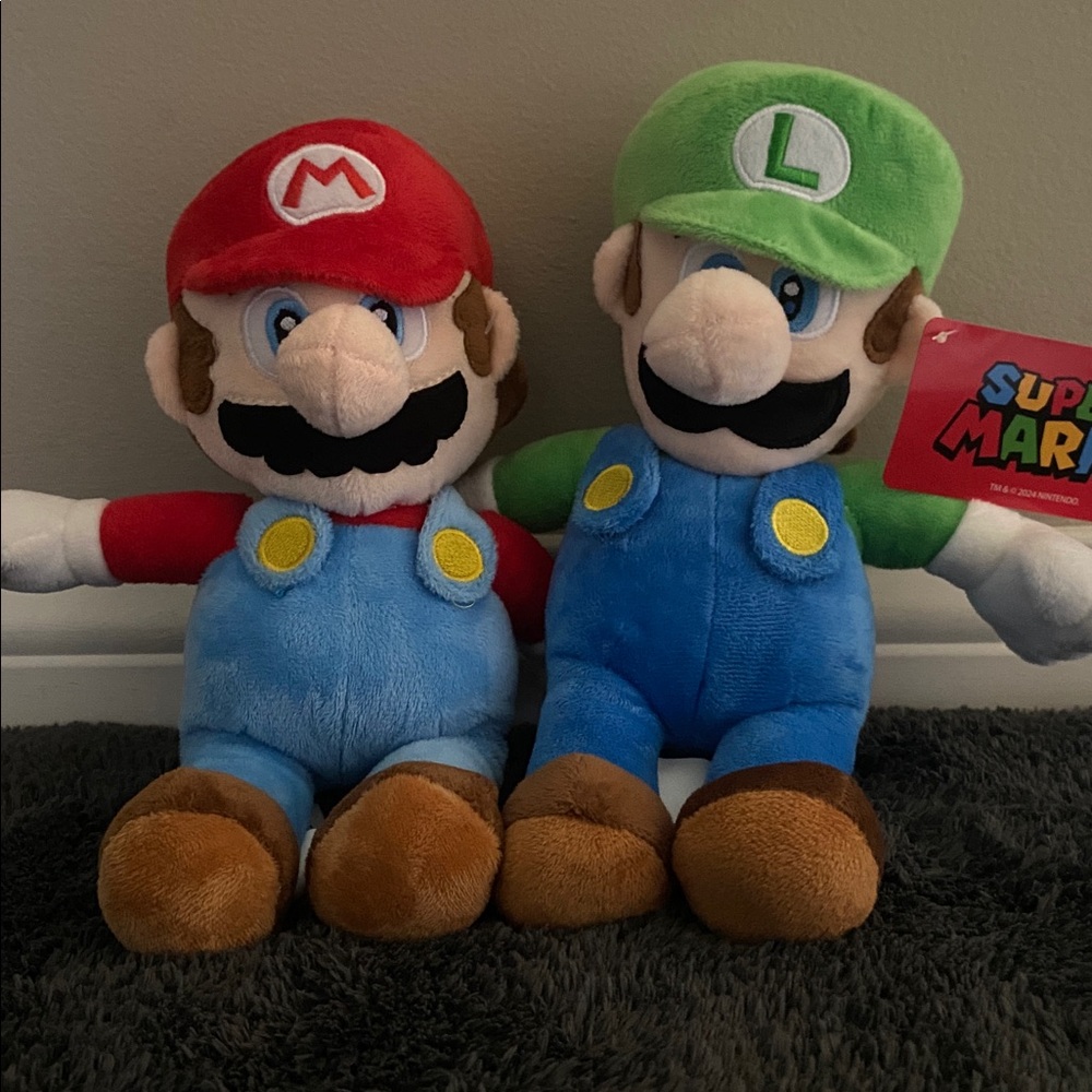 Super Mario Brothers Plush Duo - Red and Green